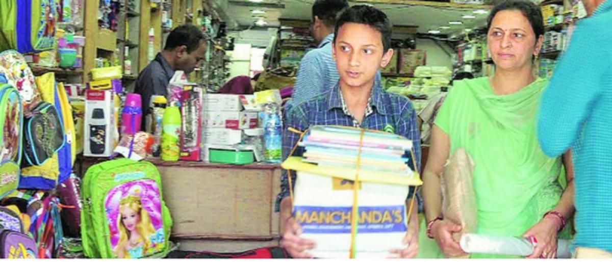 Parents to cough up 400 cr on textbooks