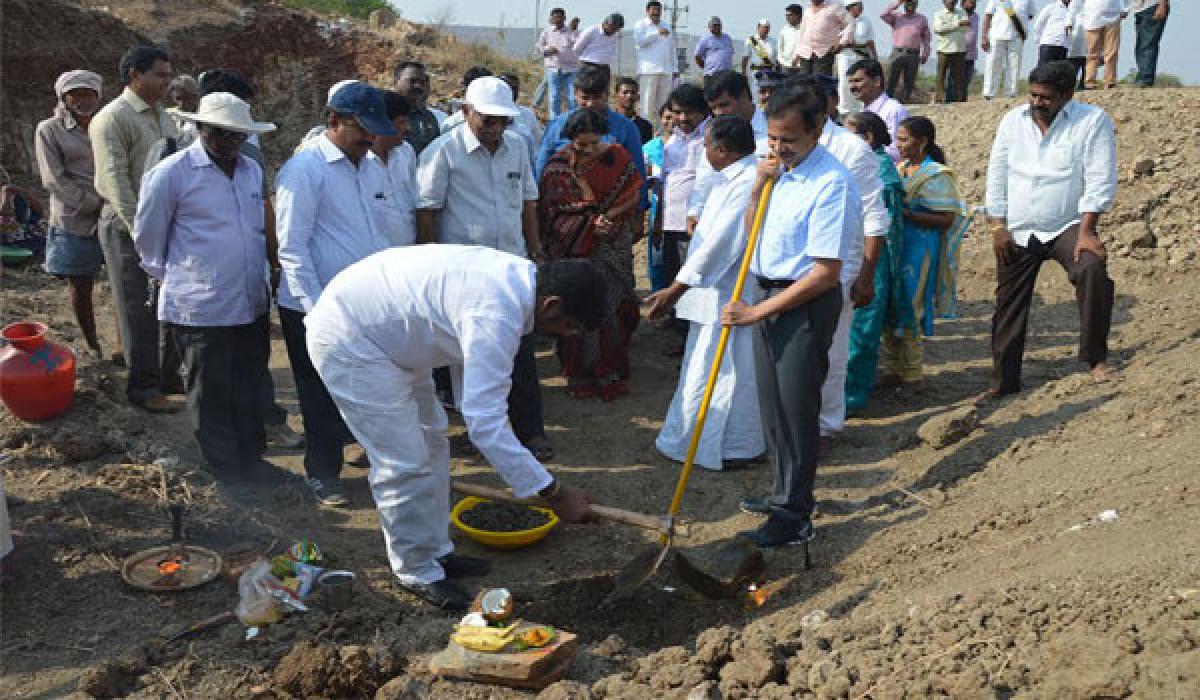 Conserve groundwater, people told  :DC