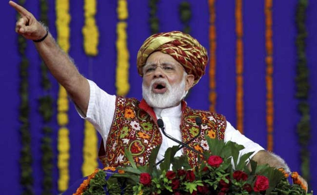 PM Narendra Modi Inaugurates Projects Worth Rs. 993 Crore In Gujarat