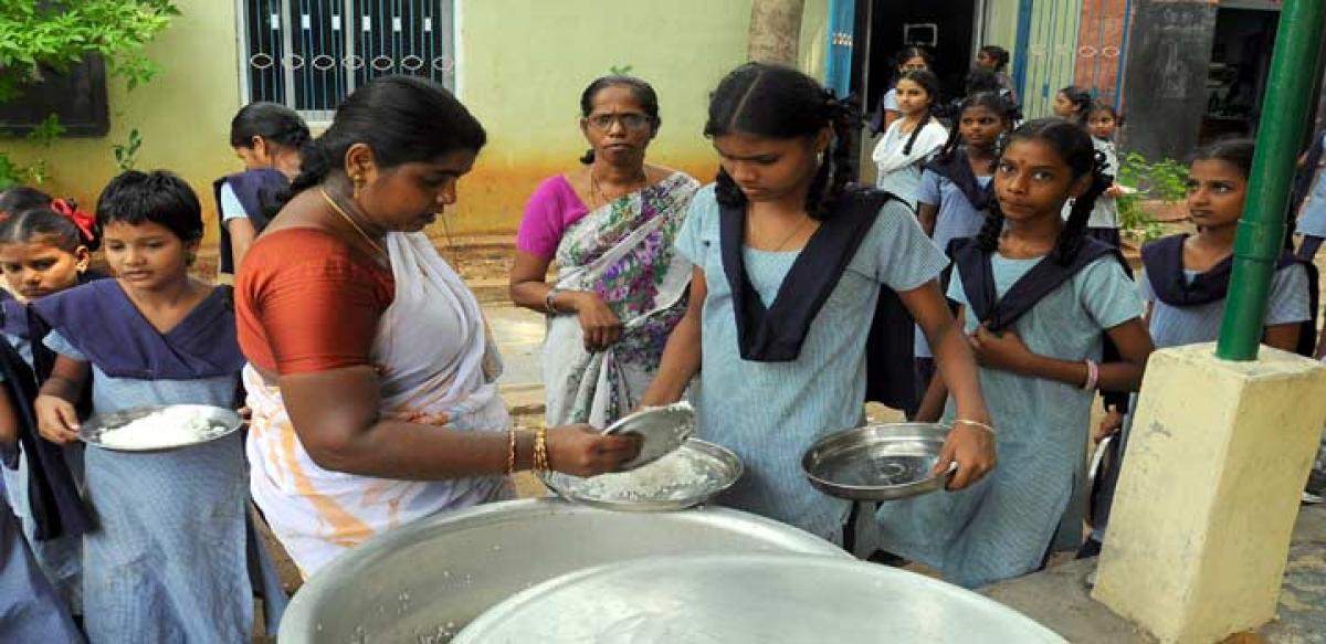 Messy kitchens hit mid-day meal scheme in VMC schools