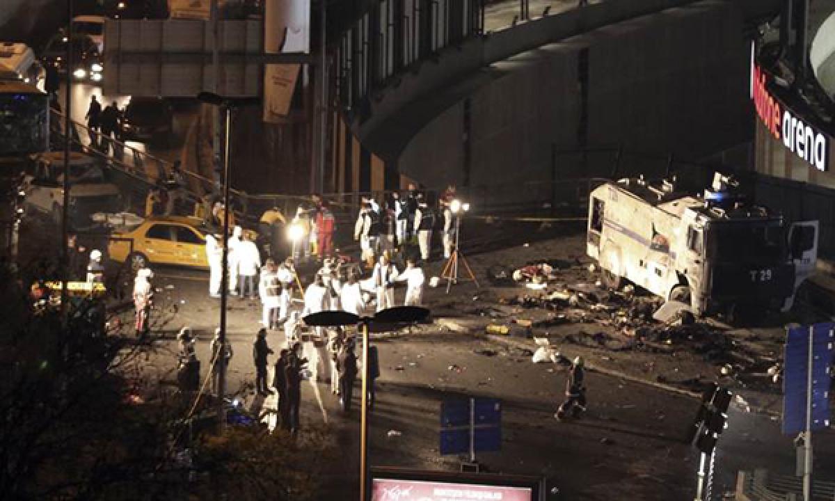 Turkish cop detains 118 pro-kurdish people after twin bomb attacks