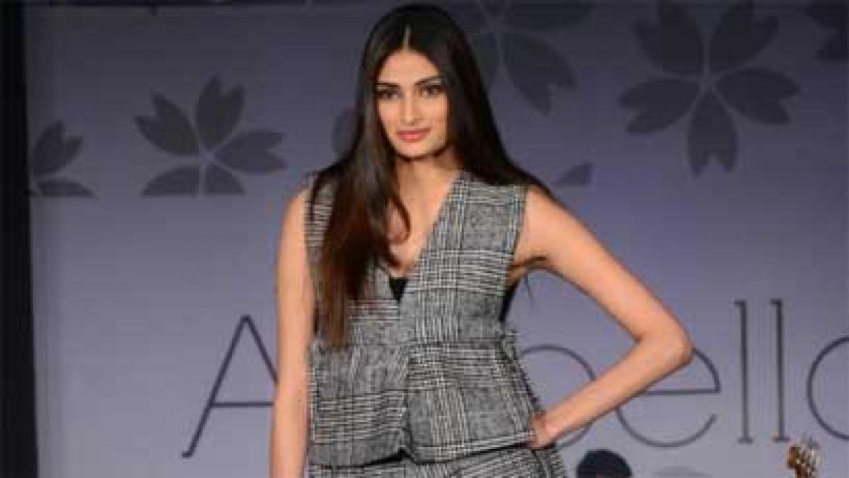 Hero actress will be showstopper at Amazon India Fashion Week