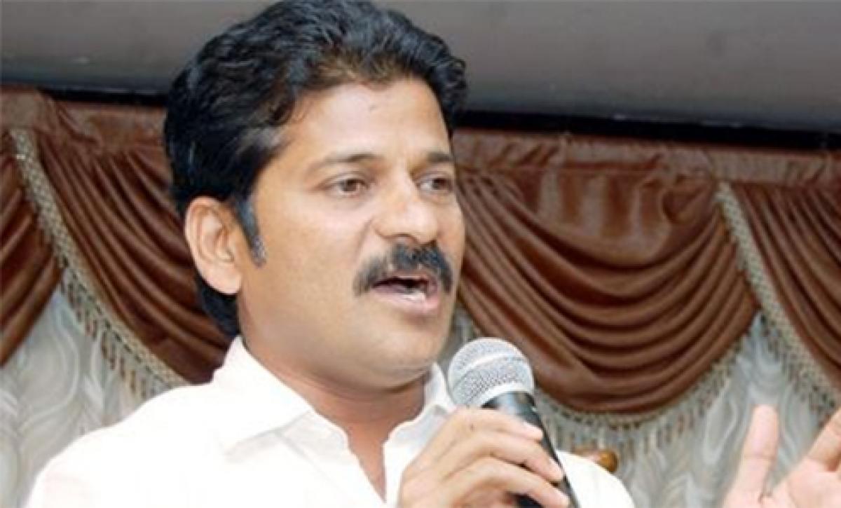 Revanth Reddy accuses KCR of earning commissions
