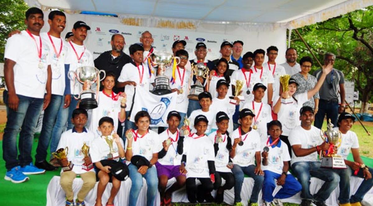 Mumbai Team wins Monsoon Regatta