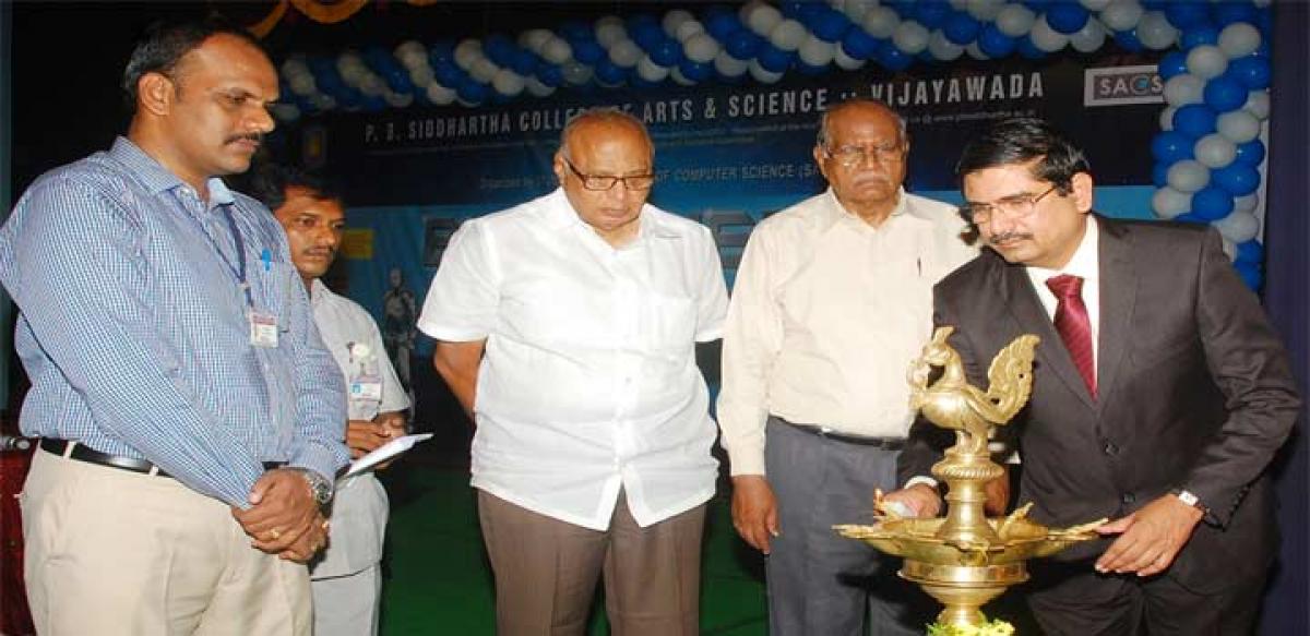 Develop a quest for science: Srinivasa