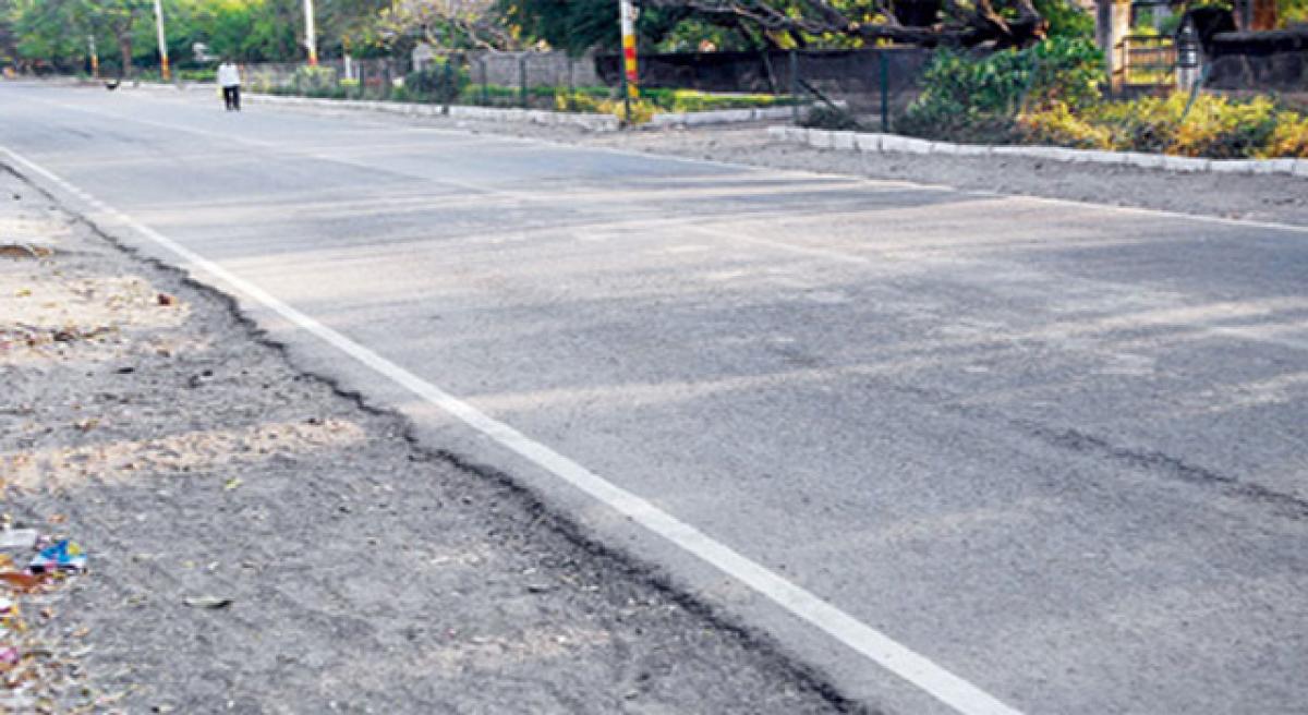 GHMC embarks on plastic road plan in Uppal area