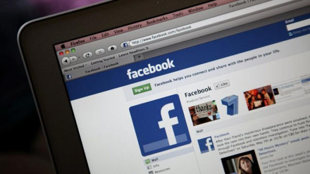 Too many Facebook likes may stress teenagers