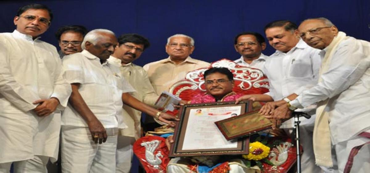 Dr Palaparthy Syamalananda Prasad felicitated