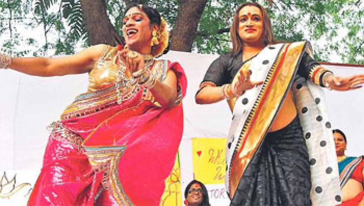 Fake ones a security threat, say Hijras