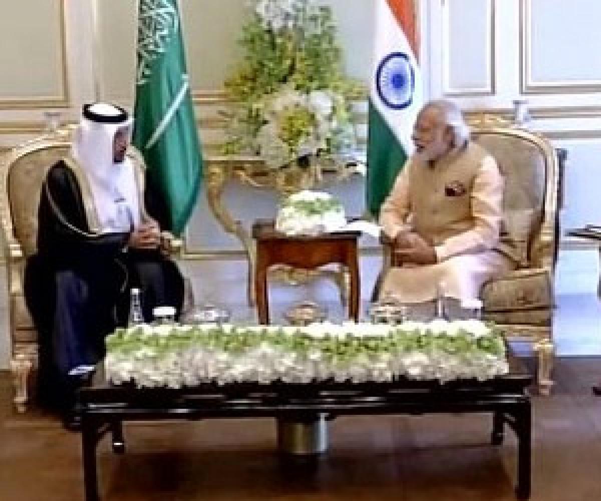 PM Modi meets Saudi ministers in Riyadh