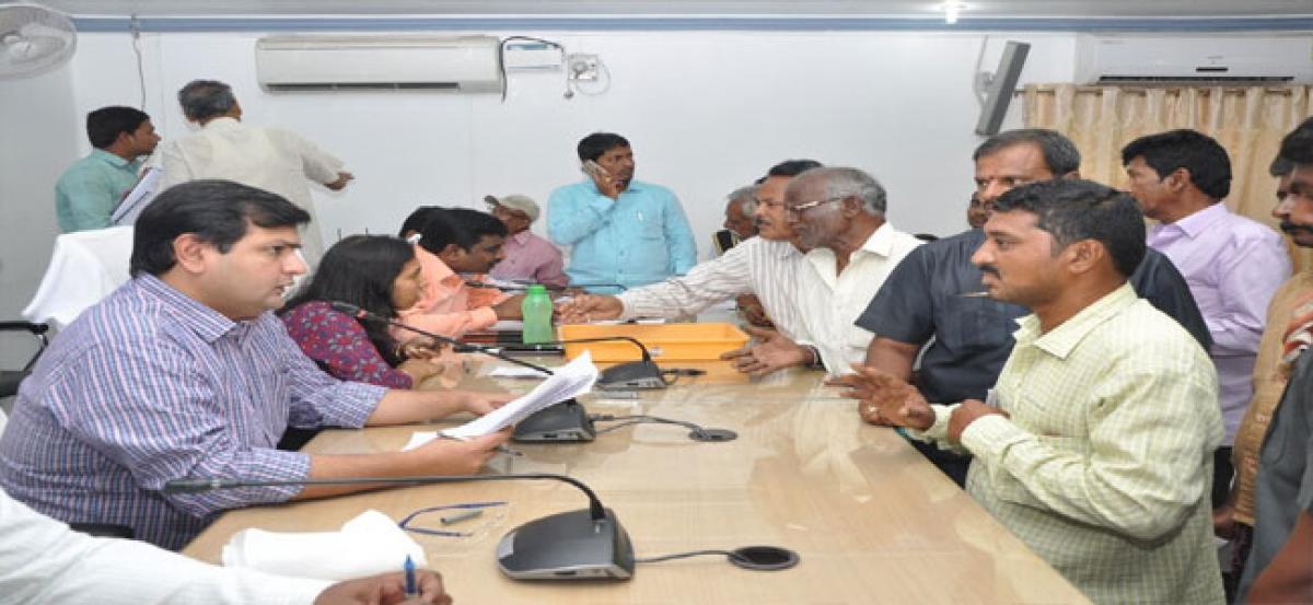 Collector learns of grievance, tells officials to resolve immediately