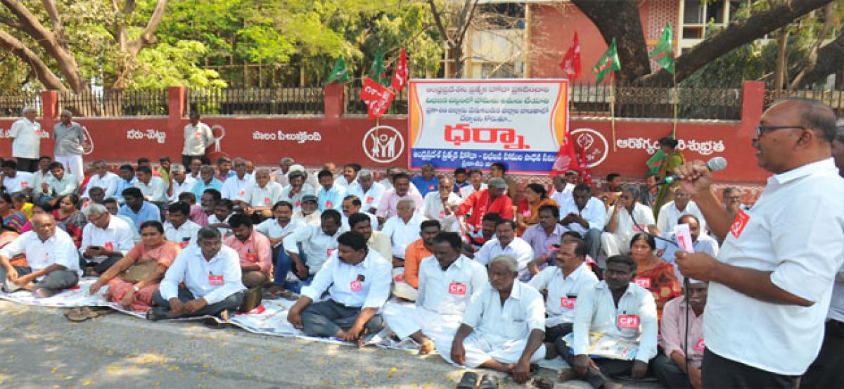 Left parties support agitation for SCS at Delhi