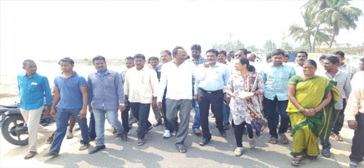 `408 cr allocated for Vadarevu fishing harbor