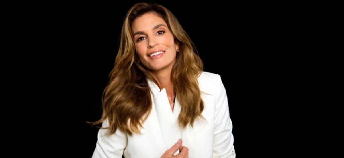 Supermodel Cindy Crawford to work for cause of childrens cancer