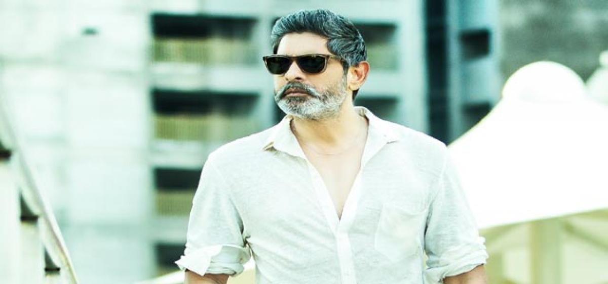 Jagapathi Babu turns  King for Om Namo Venkatesaya