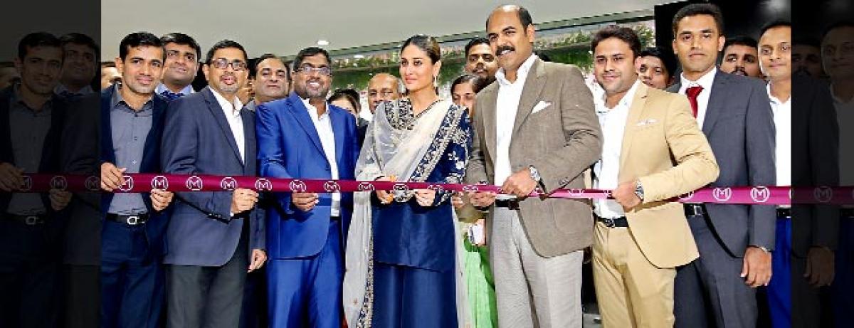 Bollywood actress Kareena Kapoor inaugurates Malabar showrooms