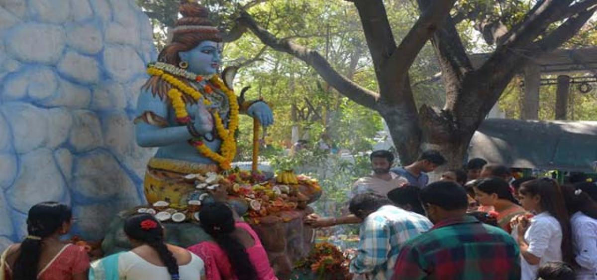 Telangana, AP in grip of devotional fervour