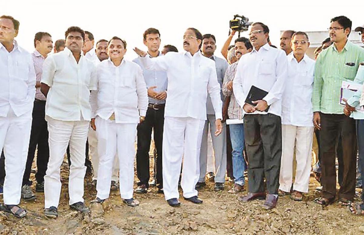 Minister inspects Lakaram lake