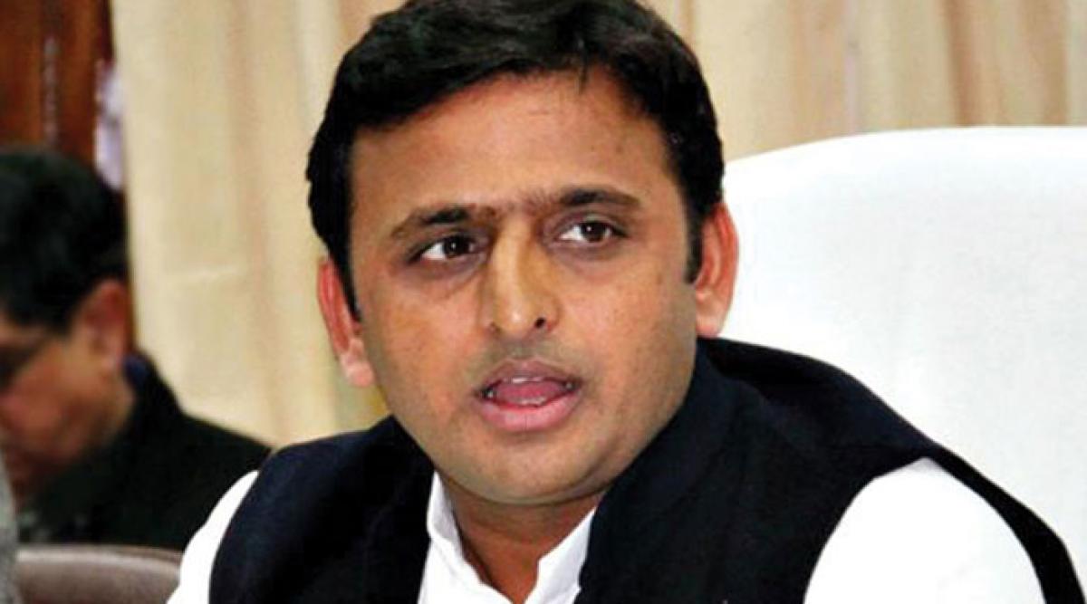 Akhilesh Yadav says he wont form new party, offers to step down as CM