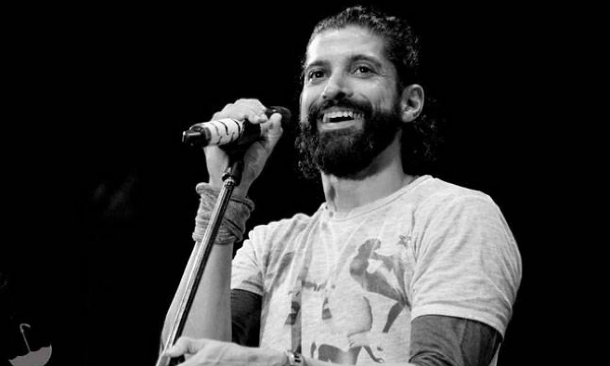 Performing a gig in front of a live audience gives an adrenaline rush: Farhan Akhtar