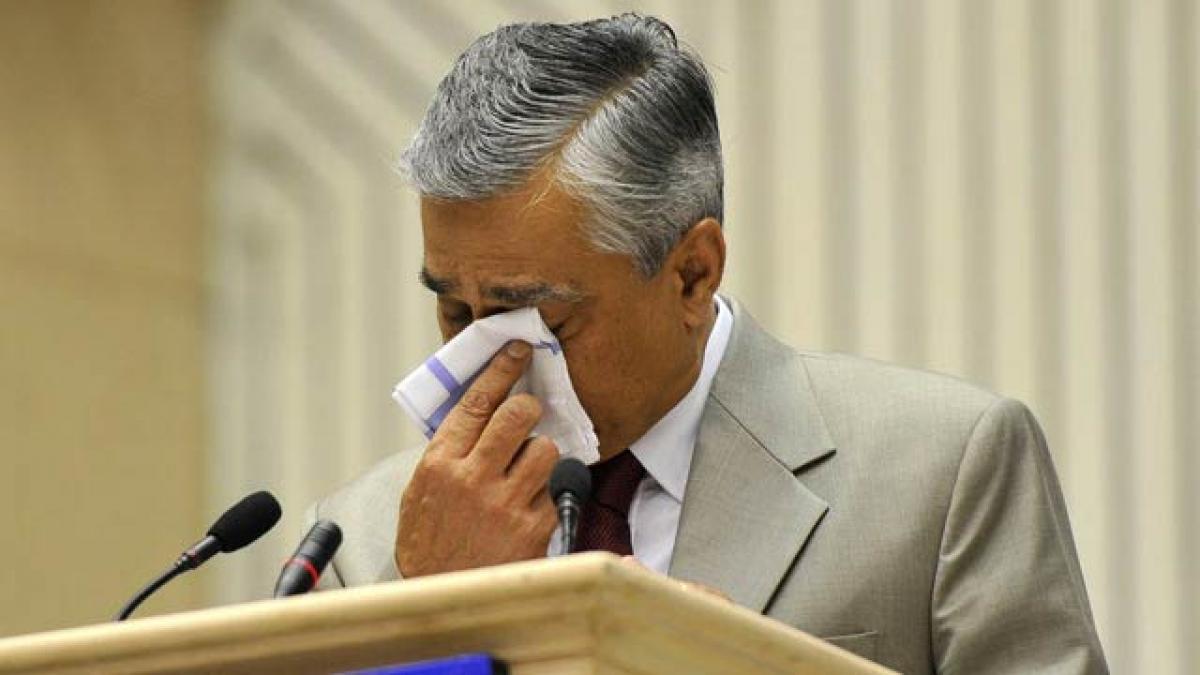 Burdened CJI breaks down before Prime Minister