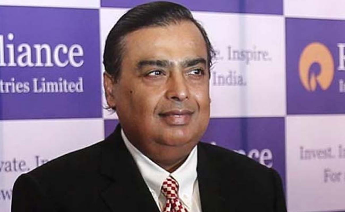 Mukesh Ambani backs demonetisation, says will enhance credit flow