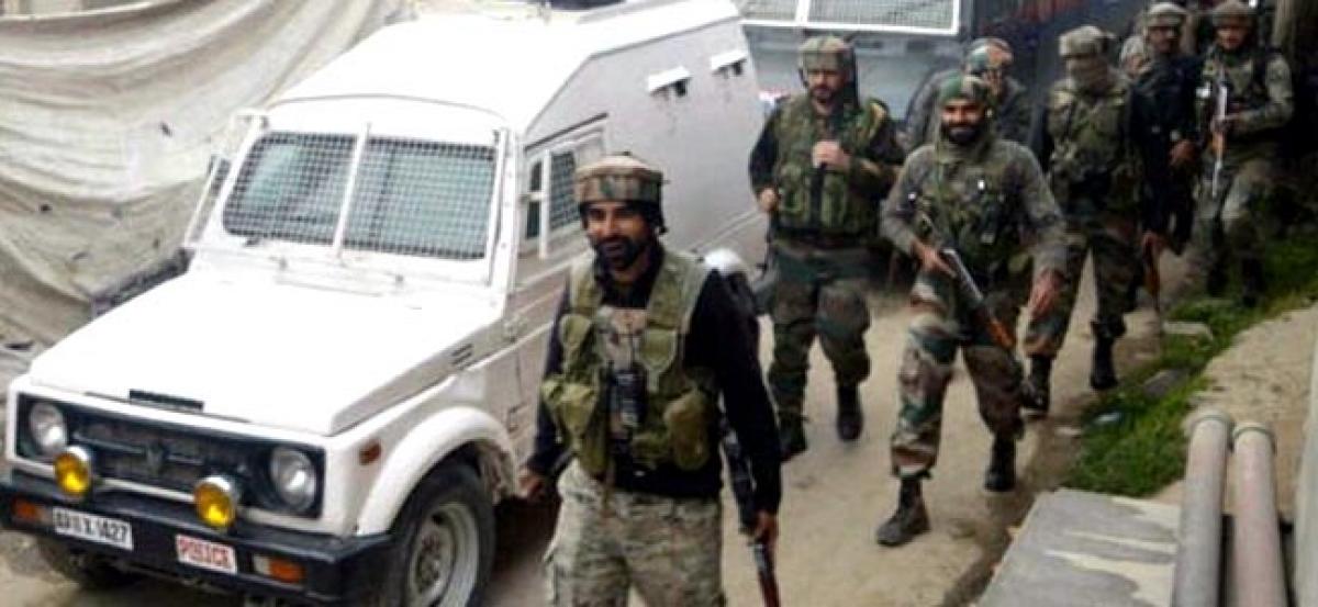Jammu and Kashmir police bust Hizbul Mujahideen terror module