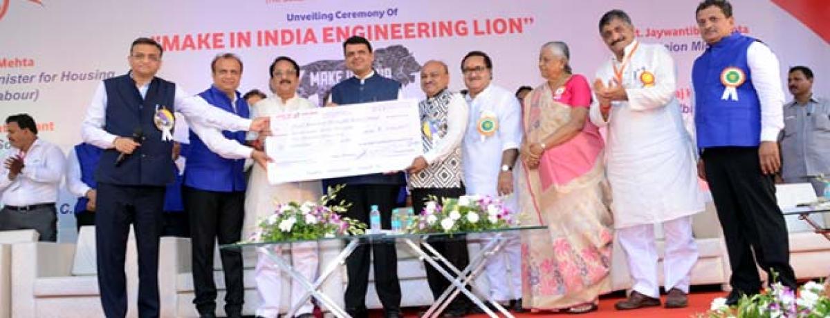BIMA installs ‘Make In India Engineering Lion’ in Mumbai and supports drought affected Maharashtra