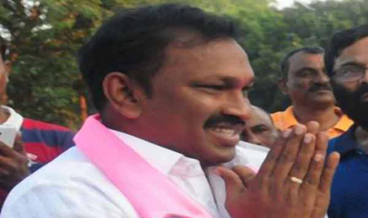 Pasunuri Dayakar wins Warangal bypolls with record majority