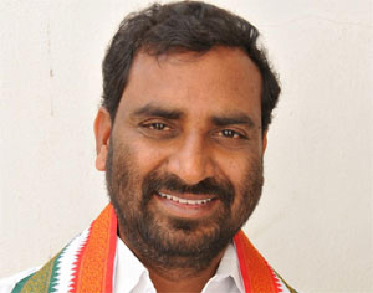 Cong leader Rajarapu Pratap to join TRS