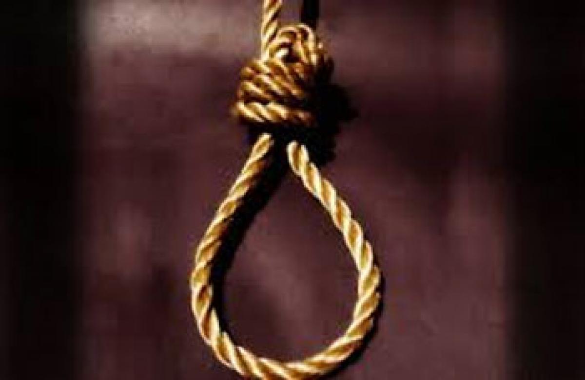 Father of missing tribal girl commits suicide