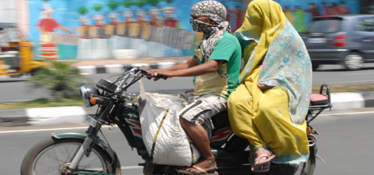 Heat wave in Telangana, AP for three more days