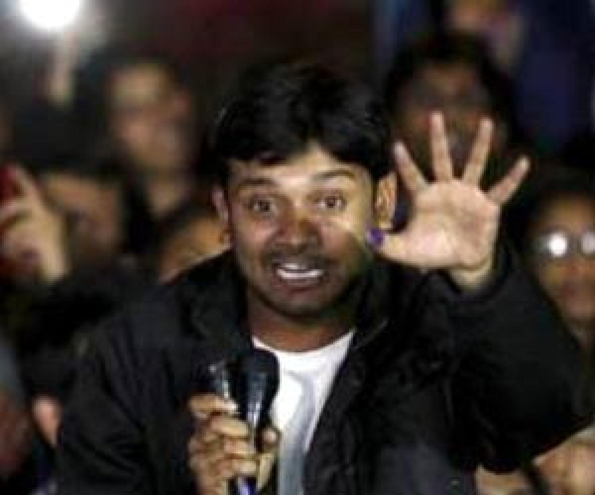 FIR registered against BJP supporter for trying to strangle Kanhaiya Kumar on flight