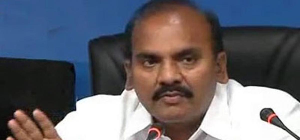 Stringent action if discrepancies found in weights: Pulla Rao