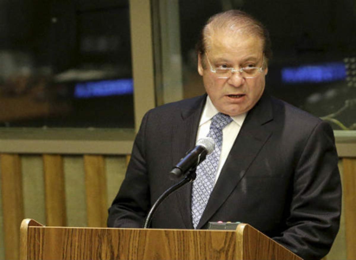 Nawaz Sharif more of a titular ruler, India must reach out to Pakistani Army