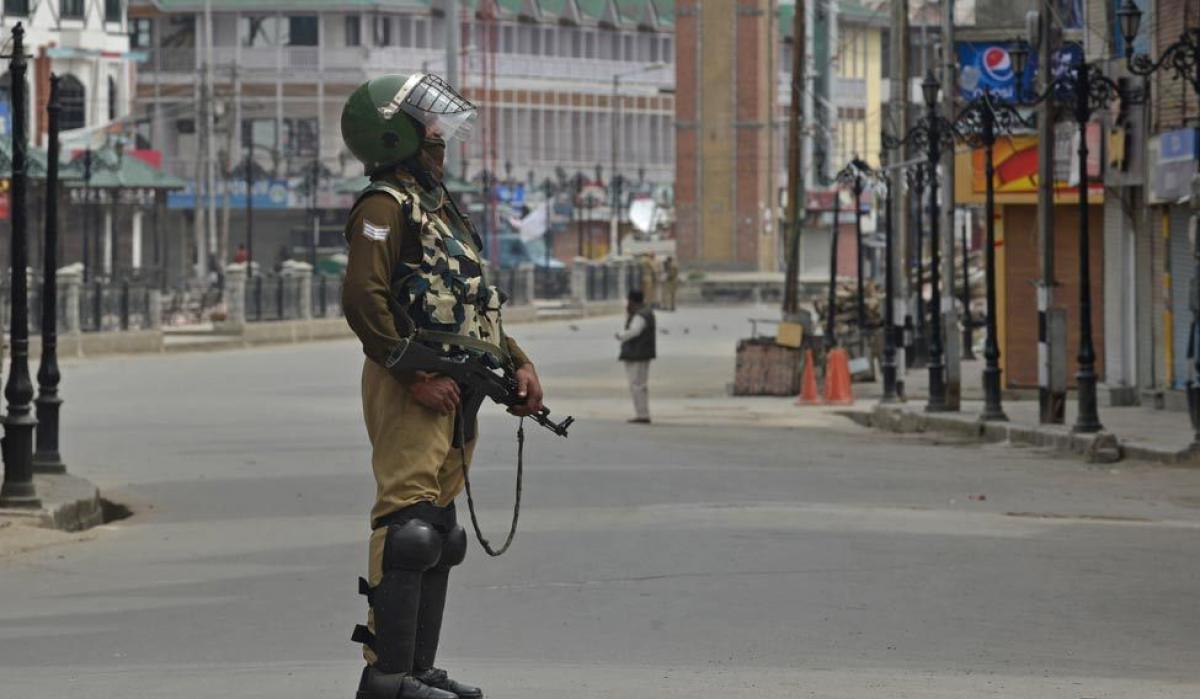 Kashmir Valley limps back to normalcy, mobile internet restored