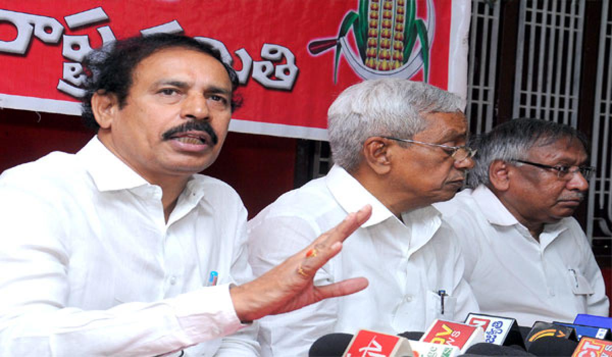 Left to stage ‘Rayalaseema Rythu Dharna’ on May 16, 17