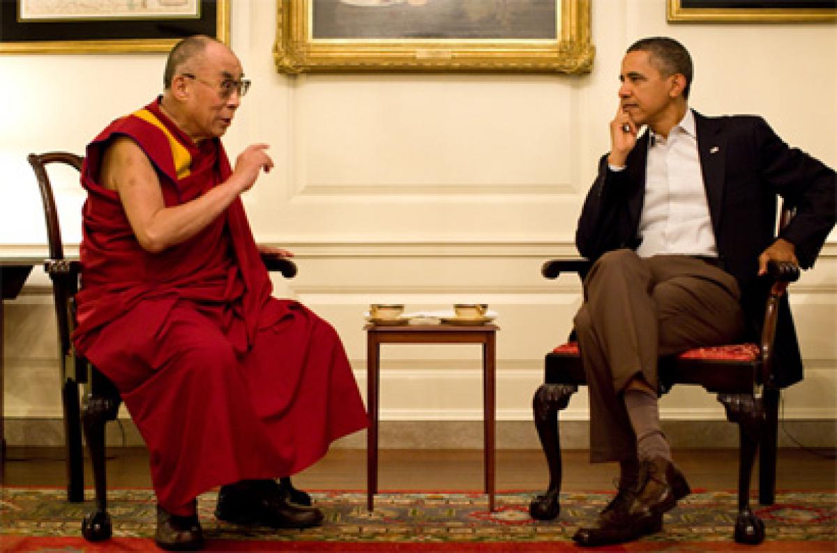 Obama greets Dalai Lama, upsets China