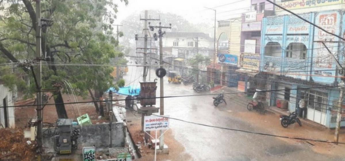 Heavy rains claim three lives in Nalgonda