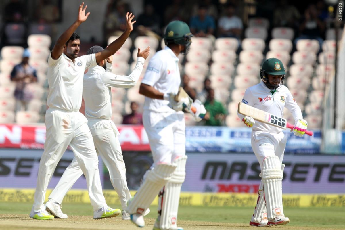Bangladesh reach 202/ 5 at lunch, trail India by 257 runs
