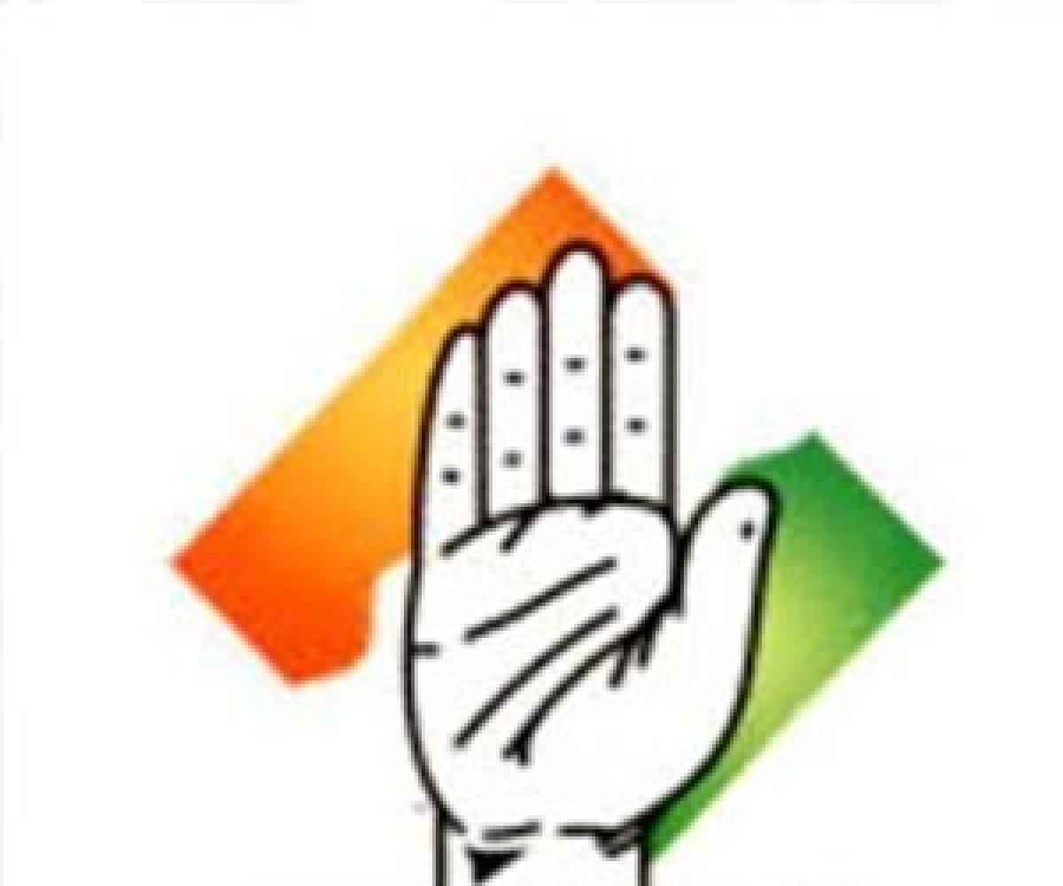 WB polls: Congress calls on EC to act against erring officials