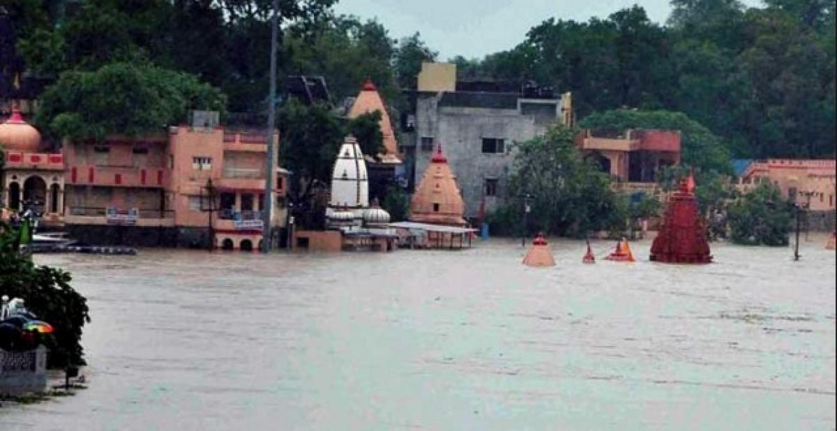 80 villages submerged, 25000 affected by floods in Madhya Pradesh