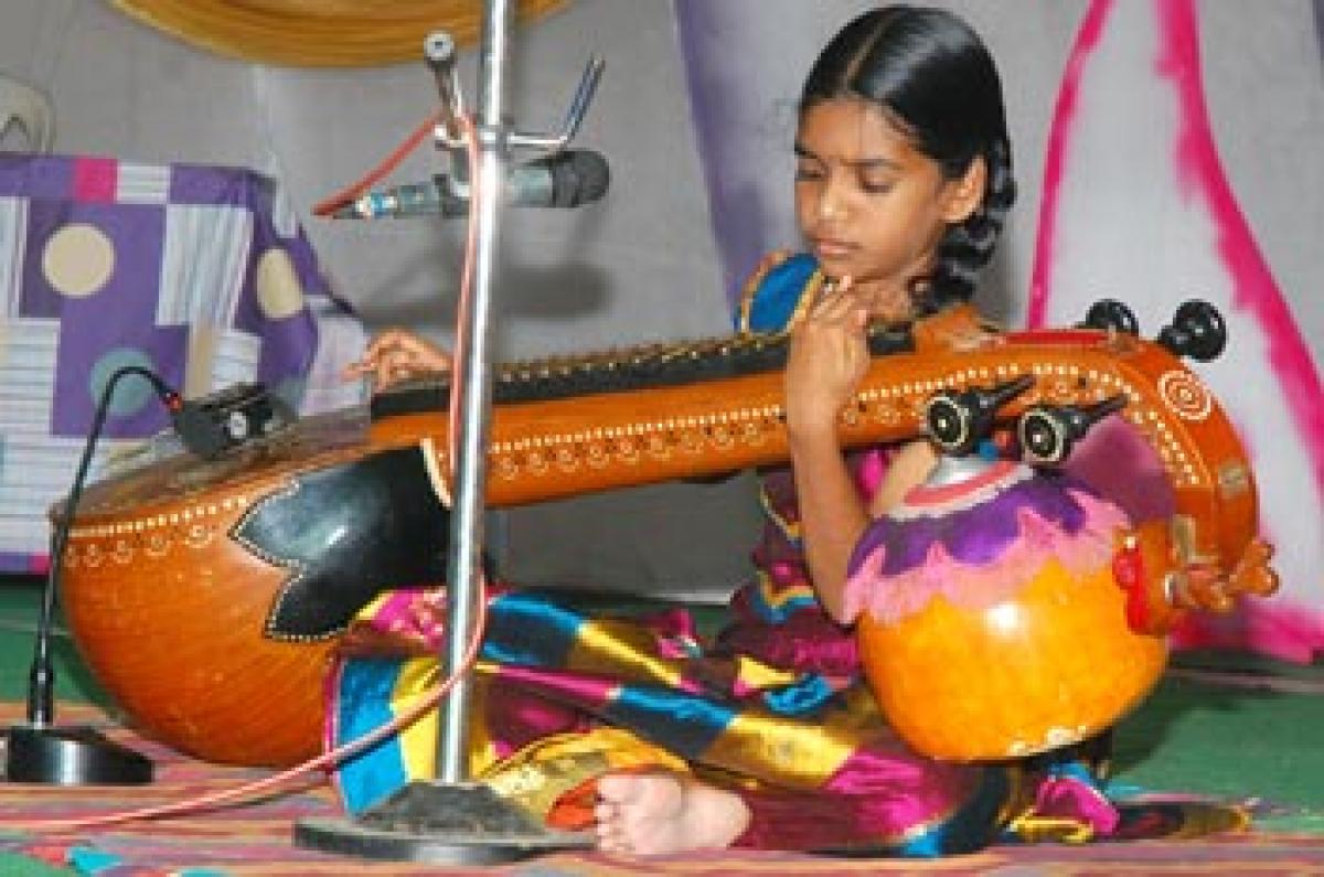 Students exhibit talent at Cultural Festival 2015