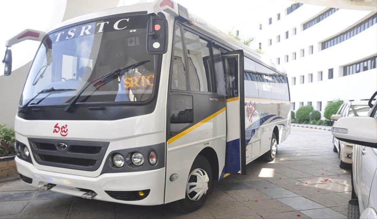 TSRTC to roll out 300 new buses on May 5