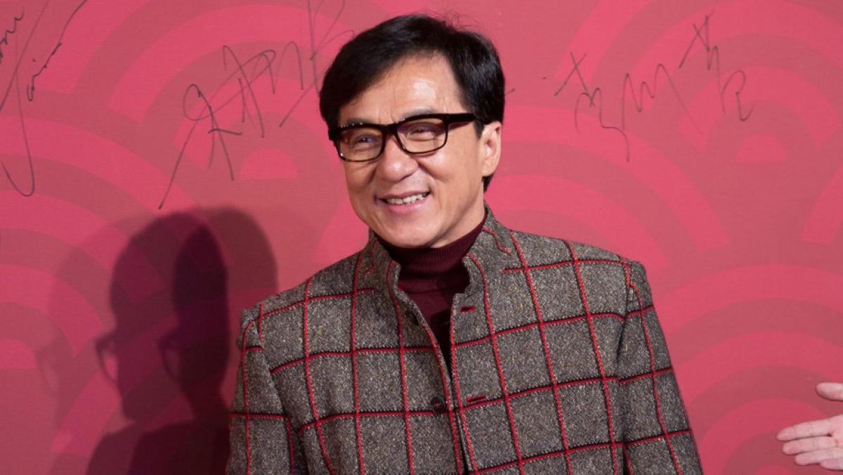 Jackie Chan eyes Bollywood, wants to be a part of a love story