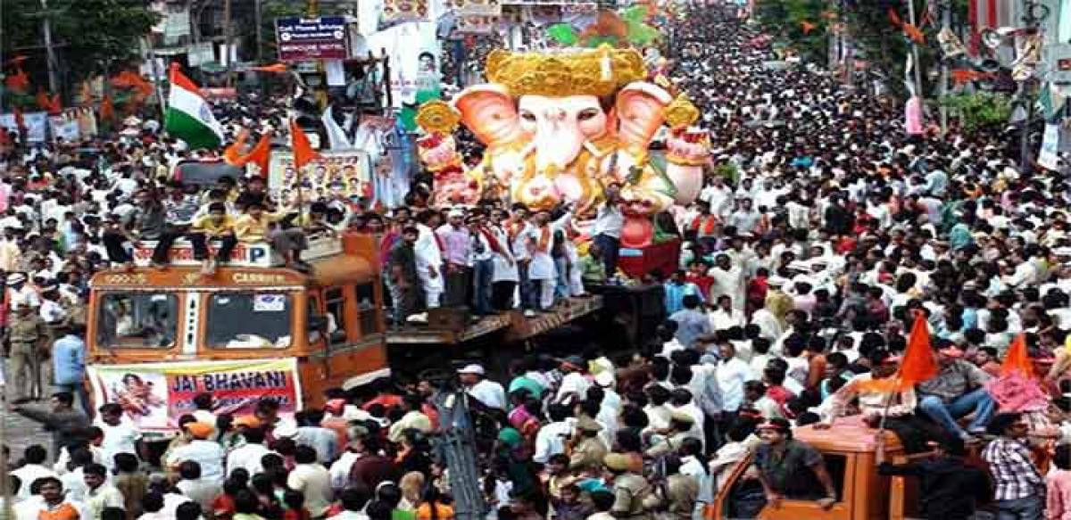 5,800 vehicles for Ganesh Nimarjanam