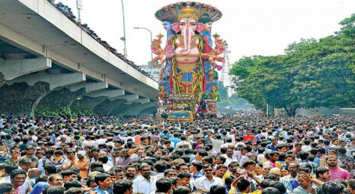 GHMC mulls immersion of Khairatabad idol first