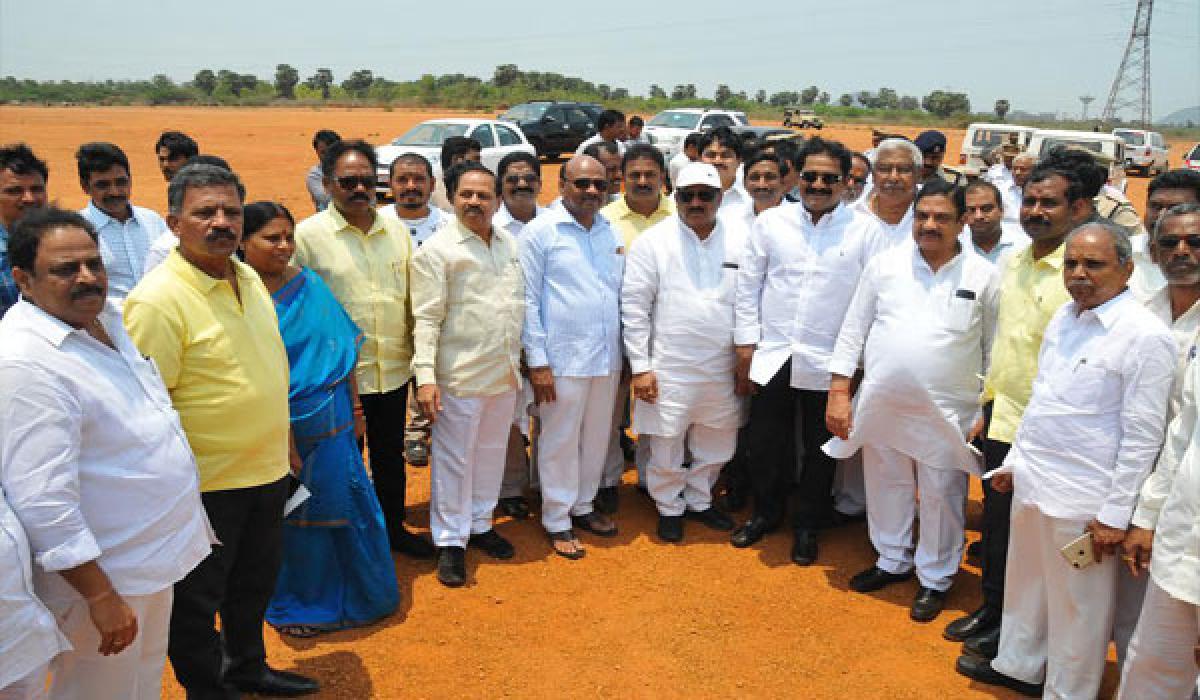 TDP leaders inspect site for Mahanadu