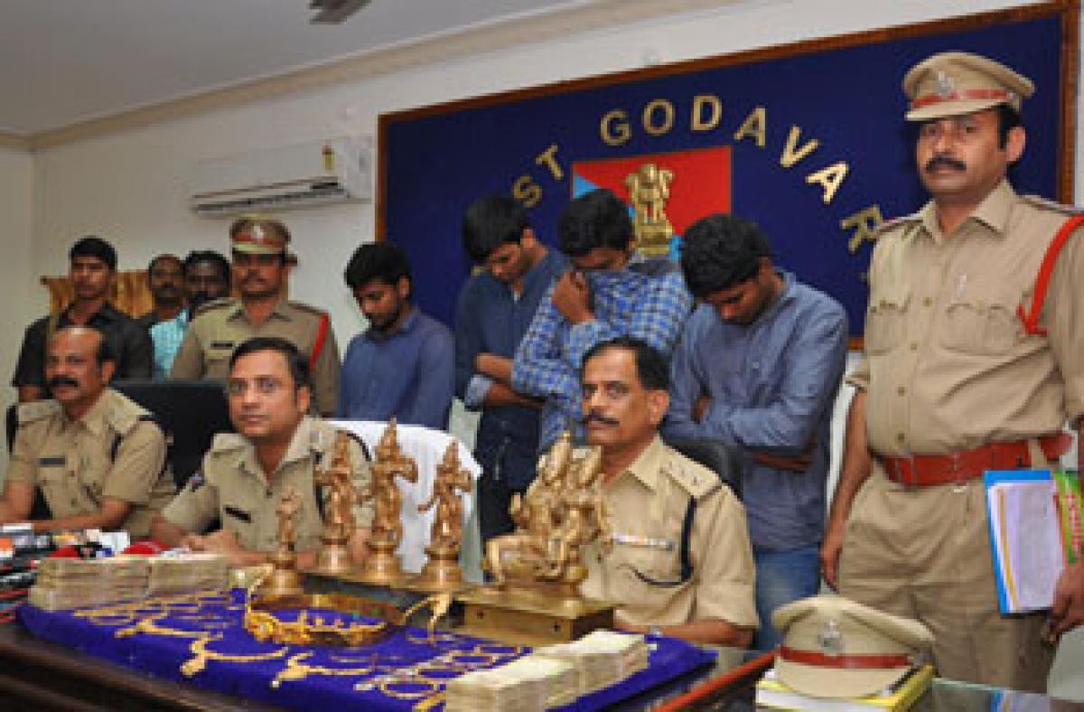 Five thieves arrested, panchaloha idols seized