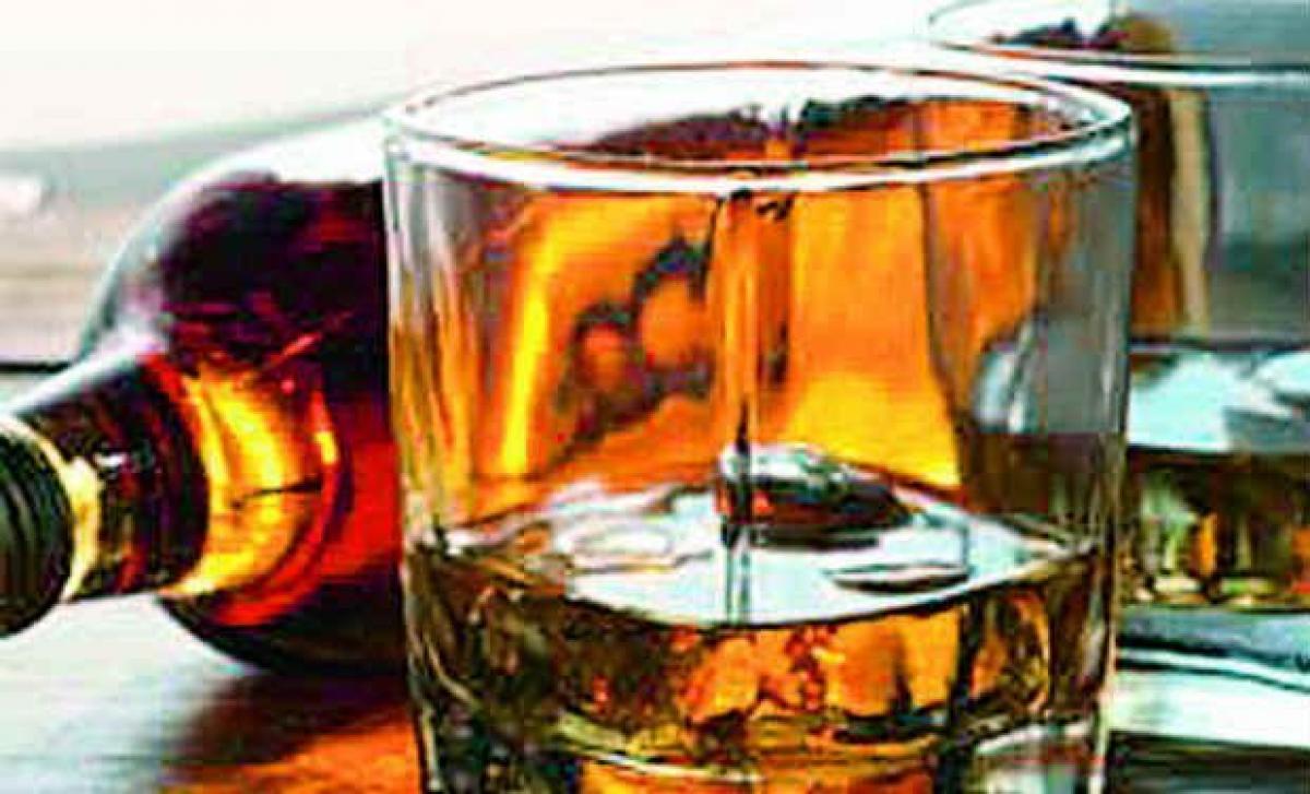 Spurious liquor at Vijayawada bar kills six people